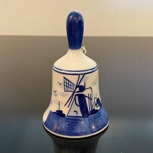 Vintage DAIC Hand-Painted Delft Blue Windmill & Leaf Bell w Clear Glass Clapper